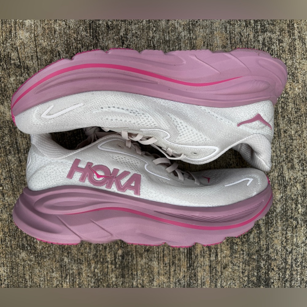 Women’s Hoka Clifton 10